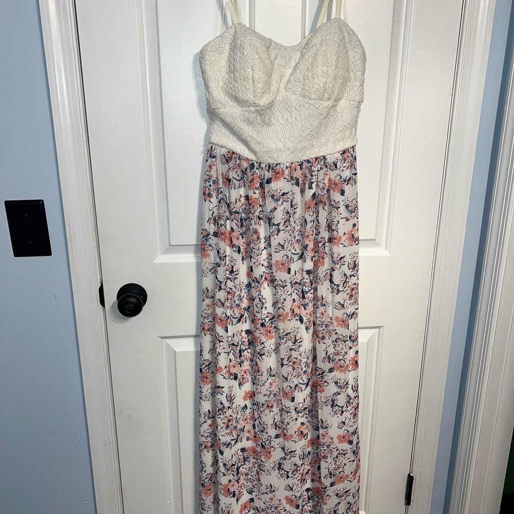 Floral Maxi Dress with Lace Bodice